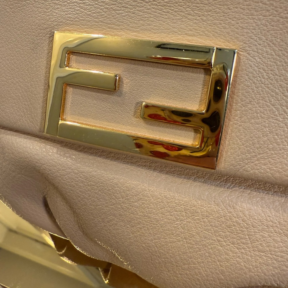 Fendi Beige Crossbody Bag with Gold Chain - Picture 10 of 17